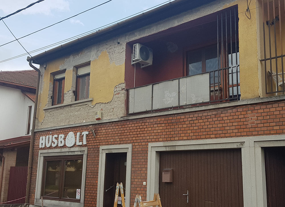 Homlokzat szigetelés - előtte